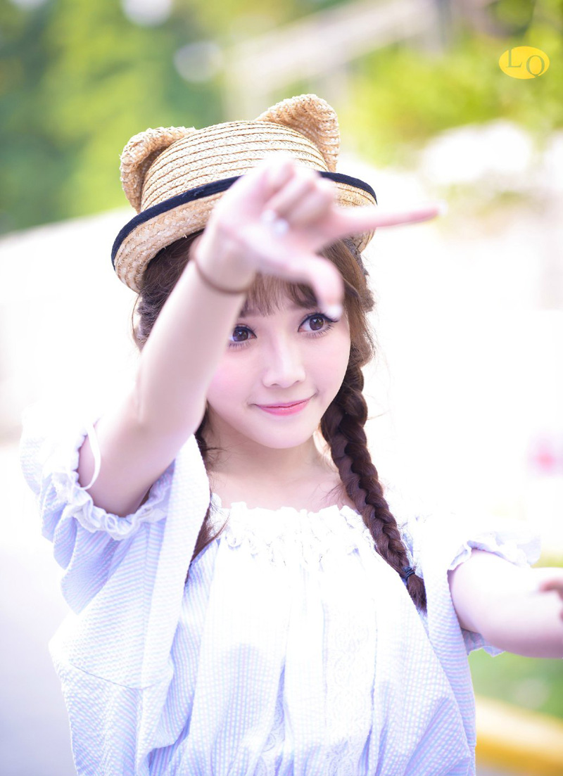 “嘭~”